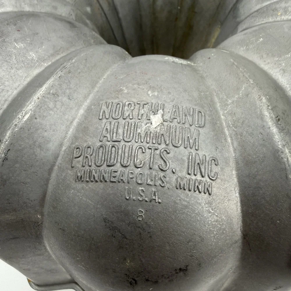 BUNDT vintage northland
